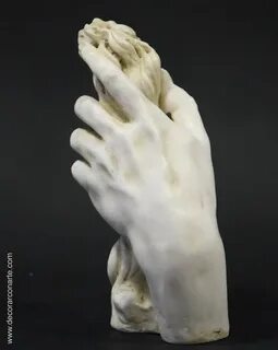 Мраморные руки