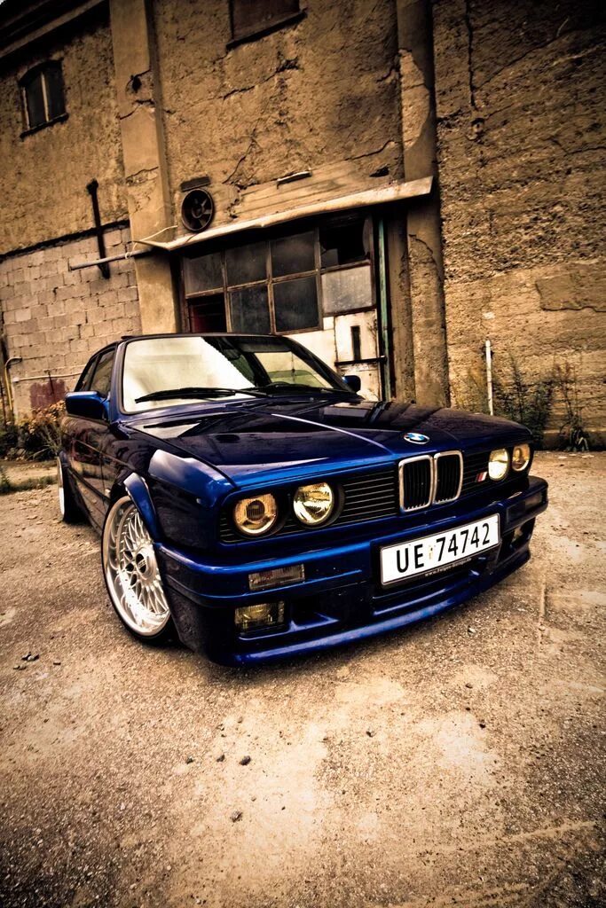 BMW e30. БМВ m3 e34. BMW 3 e30. BMW e30 Боевая. Телефон е34