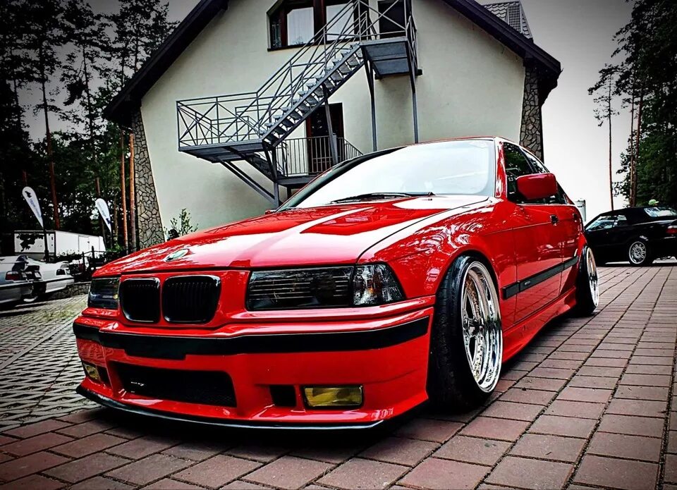 BMW m3 e36 Red. BMW e36 Red sedan. BMW e36 m. BMW e36 Coupe Red. Бмв е36 драйв