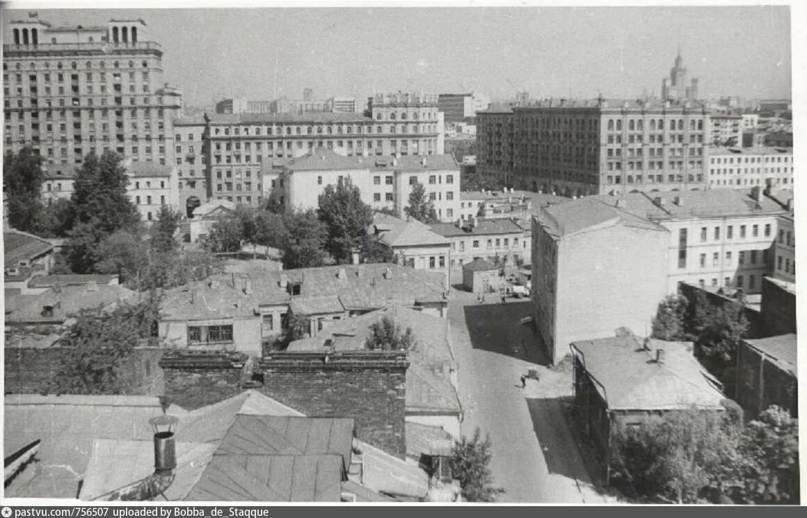 Малая пионерская ул. 21, стр. Москва, ул. Пионерская — здание миэм ниу вшэ,. Большая пионерская 13.
