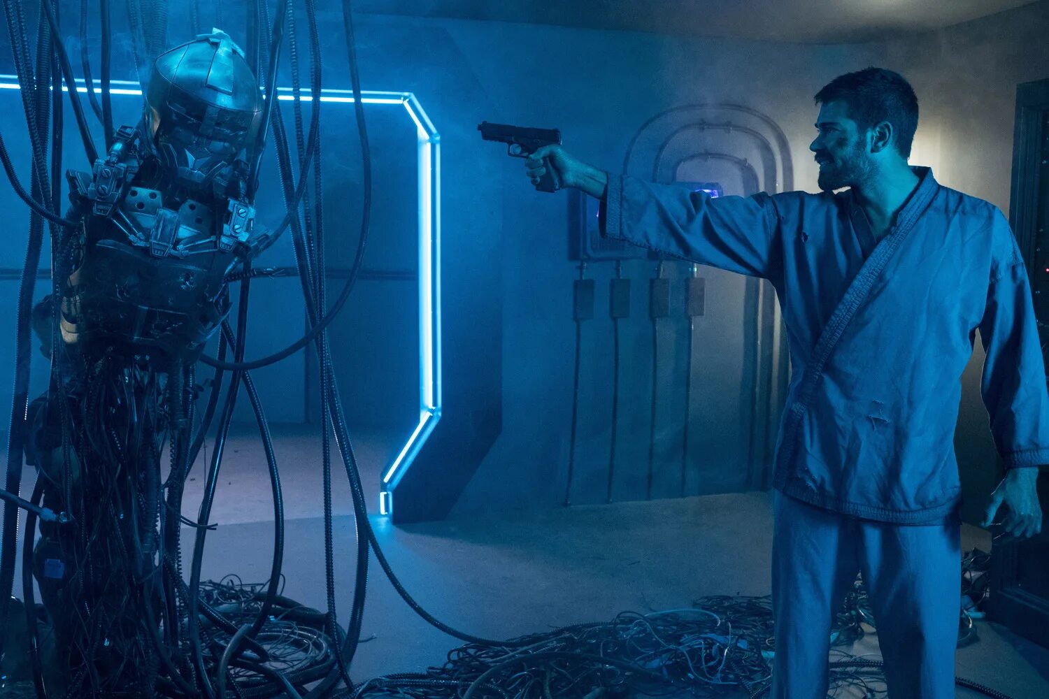 план побега 2 легион. план побега 2 аид. шварценеггер план побега. план побега 2 винк. хуан сяомин план побега 2.