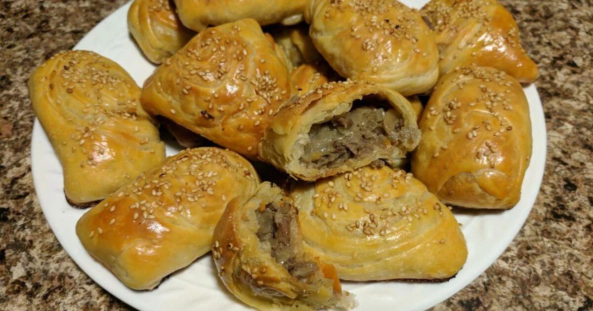 самса из слоеного теста с мясом. слоеная самса настоящая узбекская. катлама самса. королевская самса. ташкентская самса.