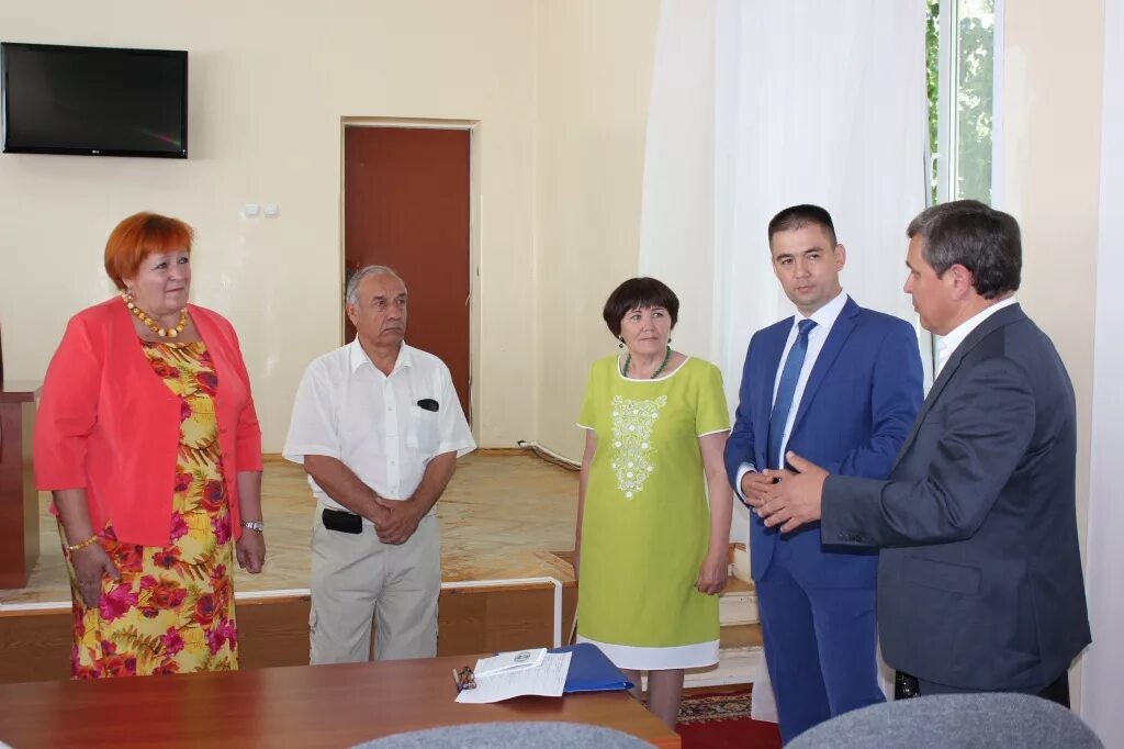 Сайт белебеевского городского суда. Глава города Белебей. Глава администрации Белебеевского района Республики Башкортостан. Администрация города Белебей.