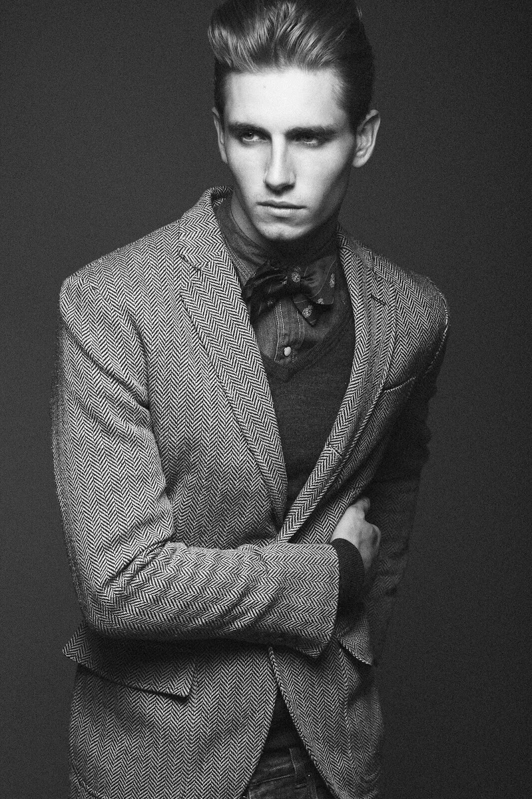 Поль бек. Полем бек. Gianni versace 1996 men. Пол бек 1987. Полем бек.