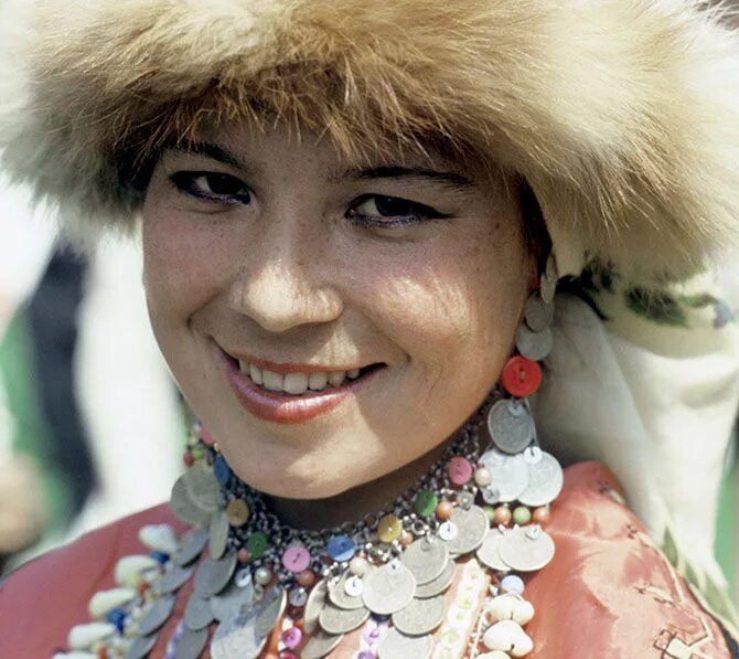 Тюрки чуваши. Глаза чувашей. Внешность чувашей чувашии. Чуваши лицо. Чувашка внешность.