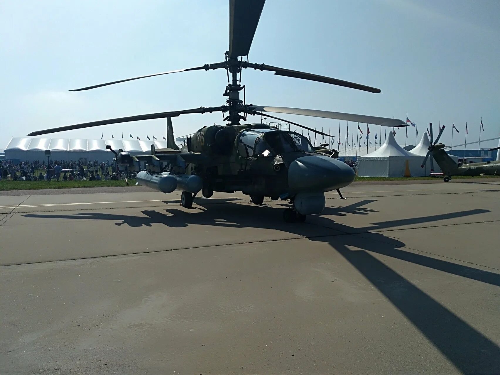 Вертолет корова ми-26. Ми 17. Ми-26 военно-транспортный вертолёт. Ми 26т ютэйр ra 06004. Ми 49.