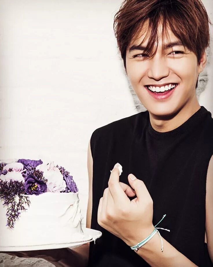 Ли минхо дата. Ли мин хо. ли мин хо певец. lee min ho дата рождения. дуни минхо.