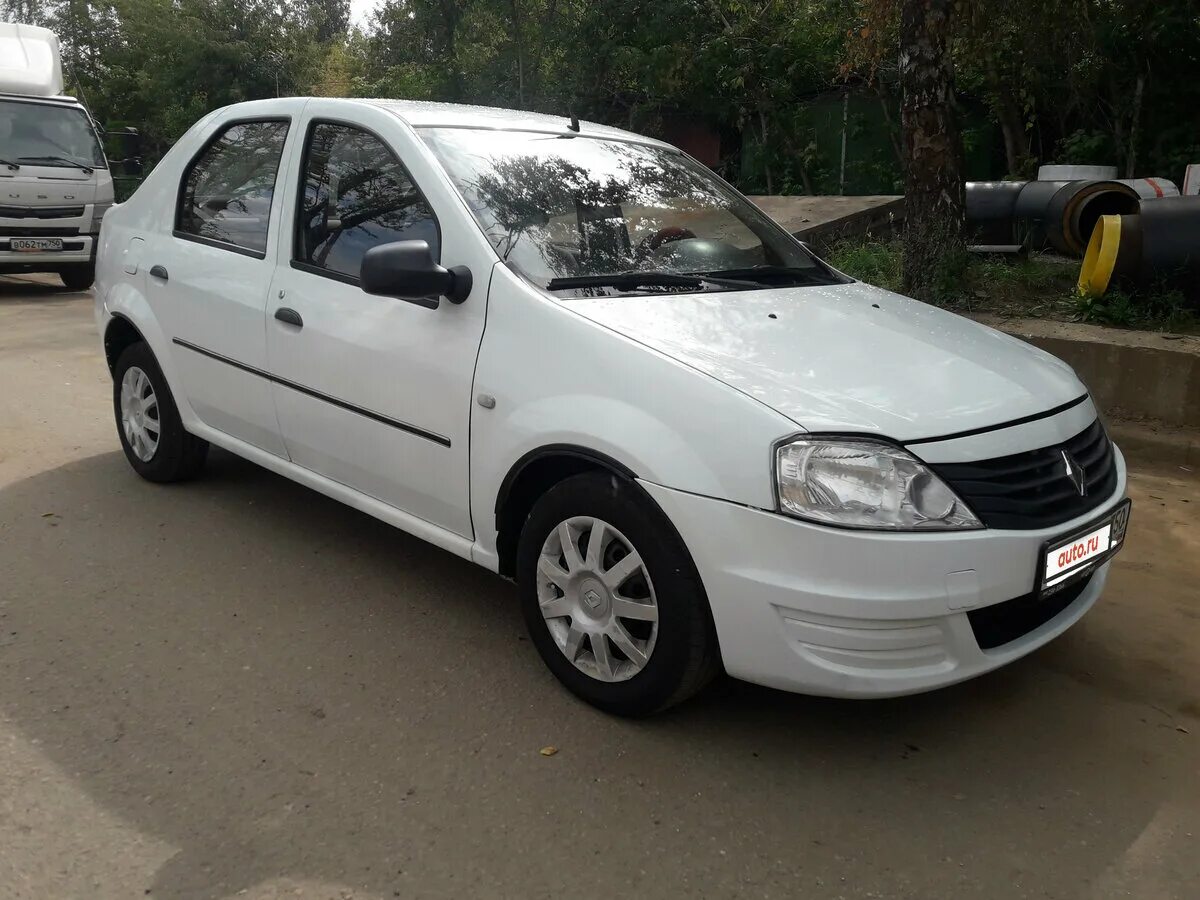 Рестайлинг рено логан 2012. Рено логан 2012 белый. рено логан 2012. renault logan 1 белый. renault logan 2012 года белый.