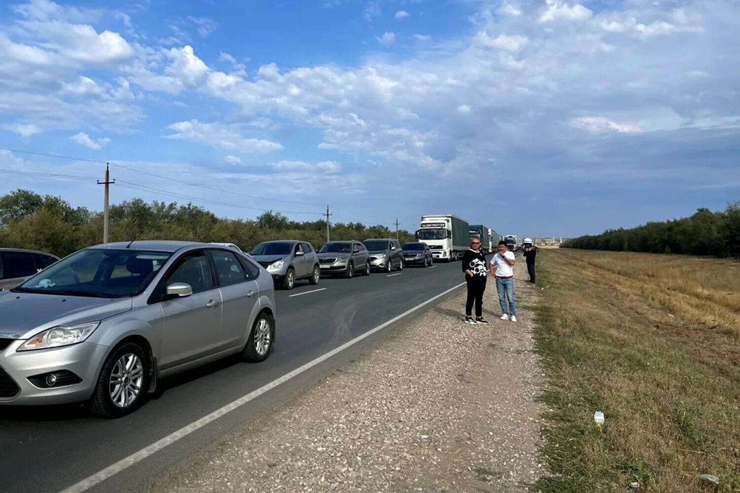 Можно выезжать в казахстан из россии. Обстановка на границе с Казахстаном. Казахско Российская граница. Границы Казахстана. Граница с Казахстаном фото.