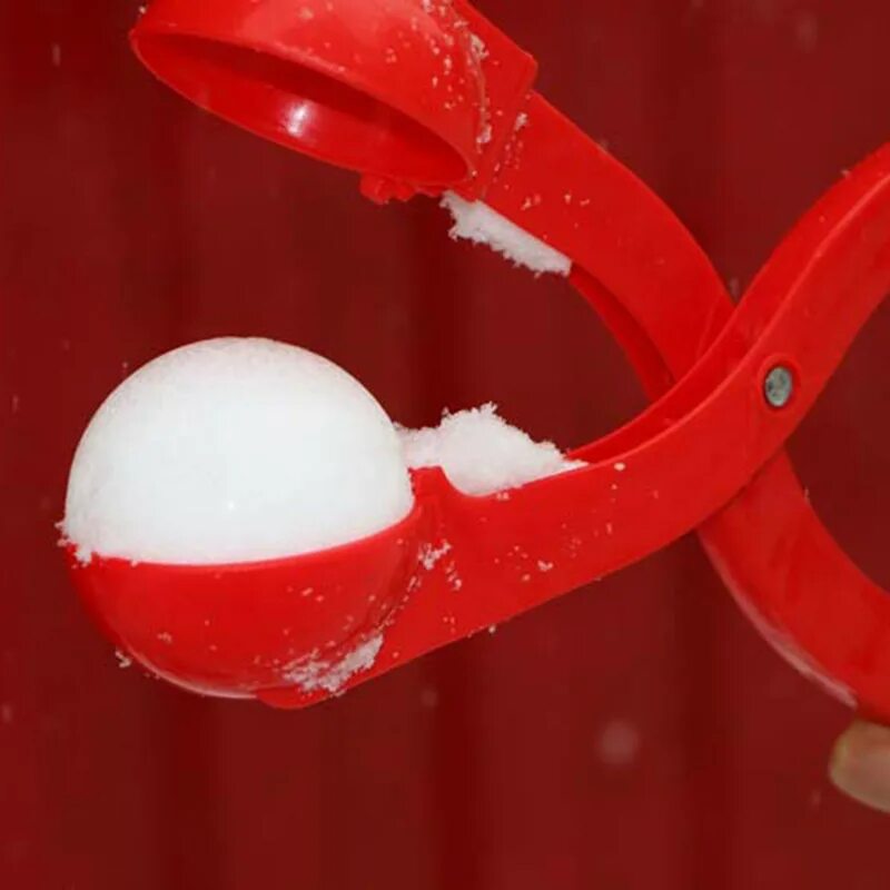 Снежком игрушка. Снежколеп Snowball maker. Снежкодел большой (36 см). Снежколеп на 6 снежков. Приспособление для лепки снежков.