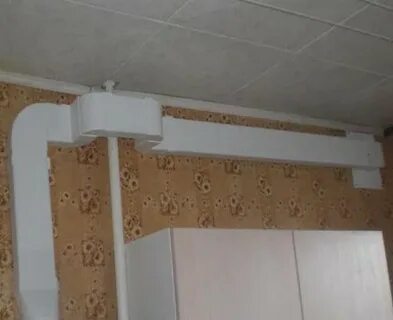 Пластиковая вентиляция на кухне
