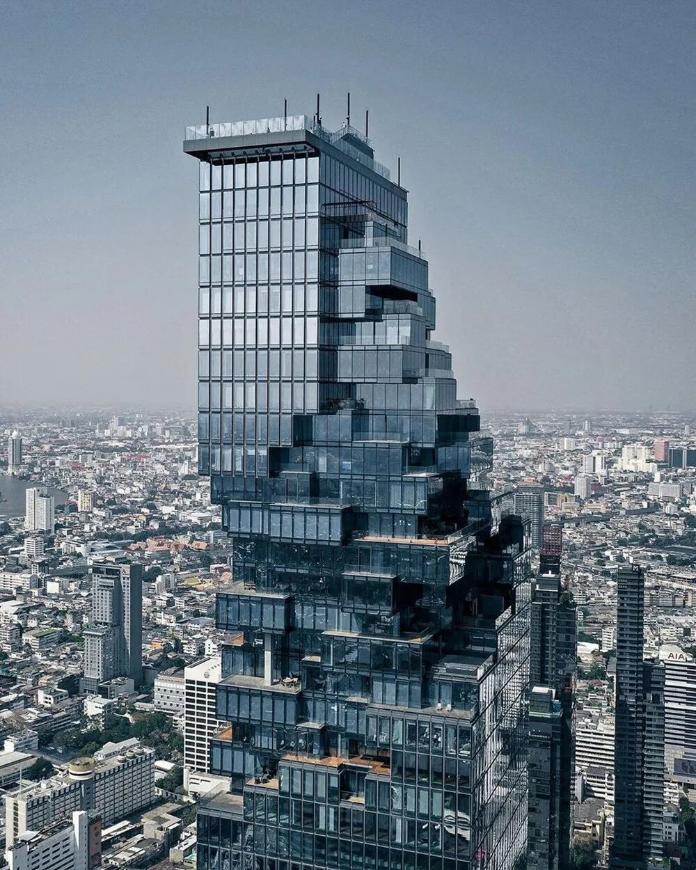 Маханакхон Бангкок. Небоскреб Маханакхон Таиланд. Bangkok MAHANAKHON самый высокий небоскреб. Здание Маханакхон Бангкок.