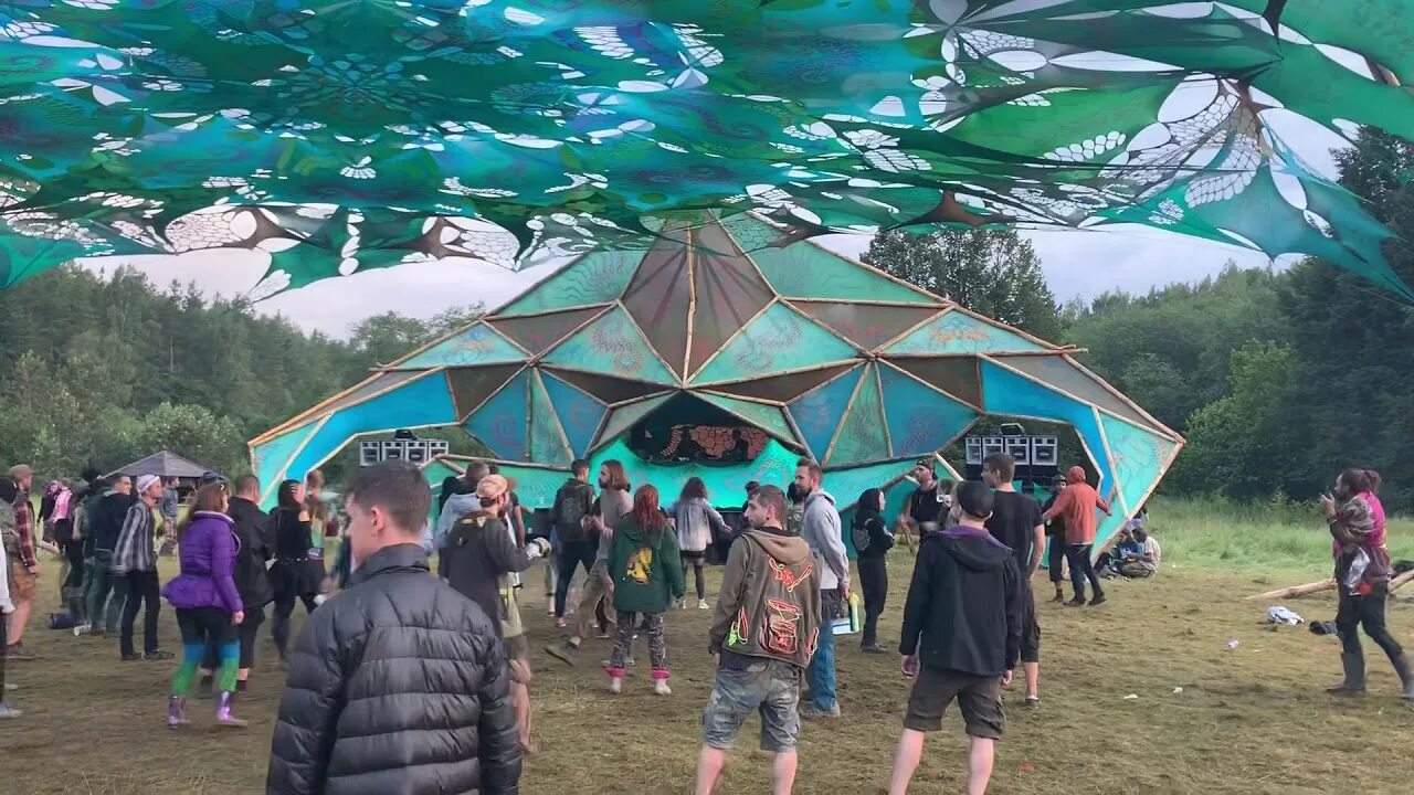 Чиллаут фестиваль пушкинские горы. Chillout planet festival 2017. Чиллаут плэнет фестиваль. Чилаут фестиваль 2022. Chillout planet пушкинские горы.