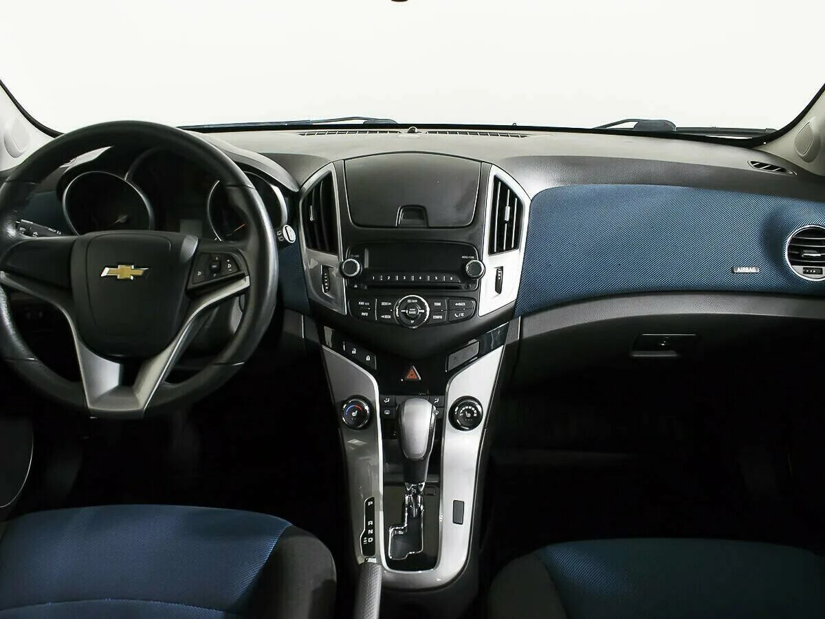 Купить шевроле круз на автомате. Шевроле Круз 1.8 автомат. Chevrolet Cruze 2013 1.8 автомат. Шевроле круиз 2013 1.8 автомат. Шевроле Круз 2013 года 1.8 автомат.