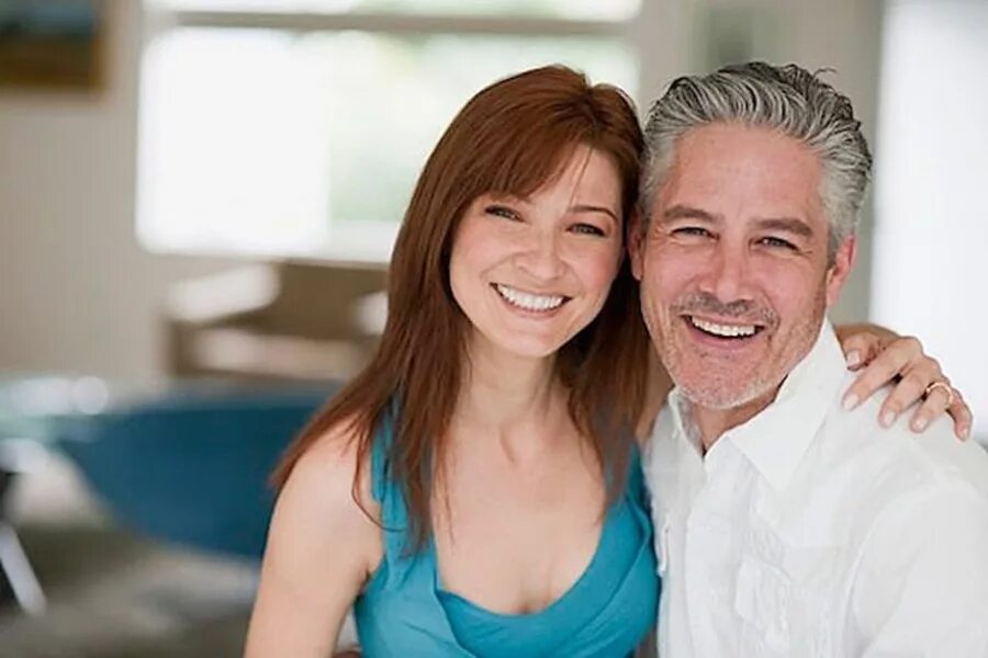 хью хефнер и кристал разница в возрасте. деборра-ли фёрнесс. разница в возрасте с мужем. разница в возрасте с мужем. жена старше мужа.