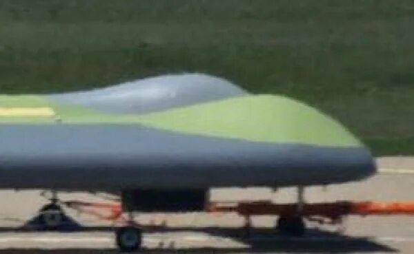 Бпла попали. Российский беспилотник в небе. Mq-1b predator. Квадрокоптер над домами. Бпла над кремлем.