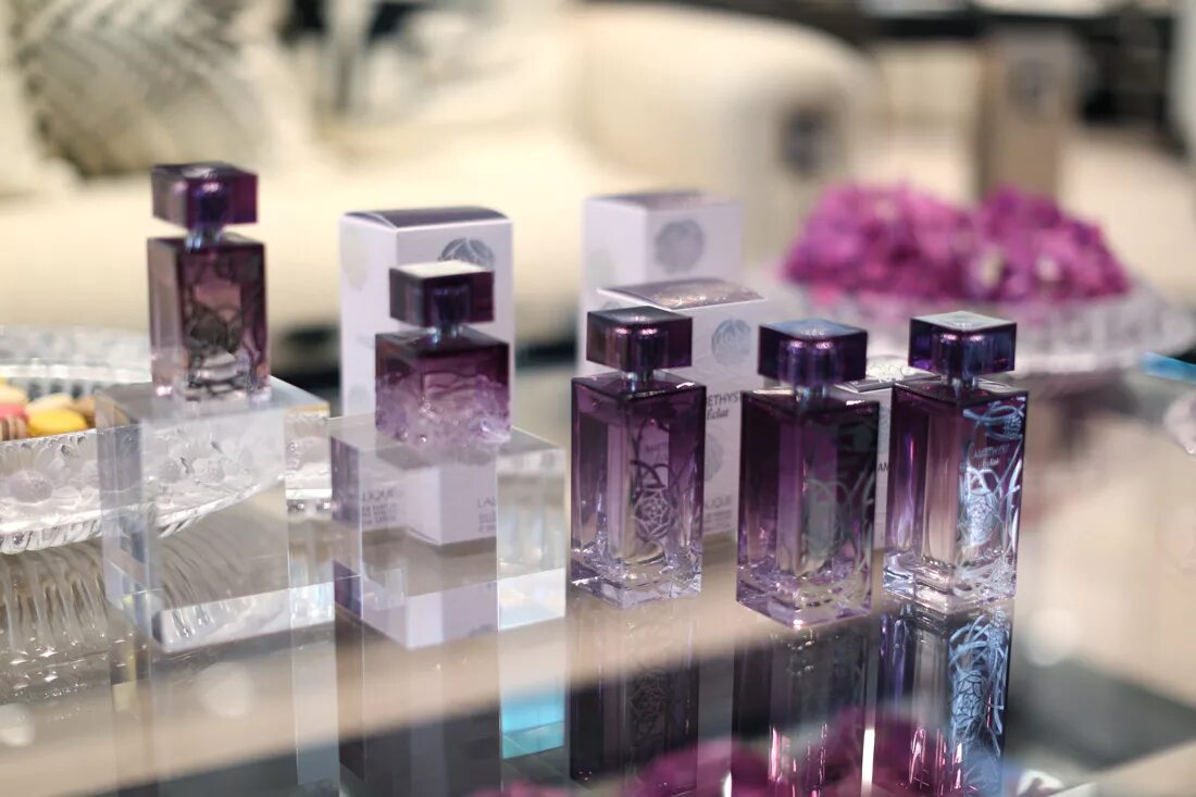 Аметист парфюм. Духи Лалик аметист. Lalique Amethyst exquise Perfume. Lalique Amethyst (l) 50ml EDP. Amethyst духи 100.