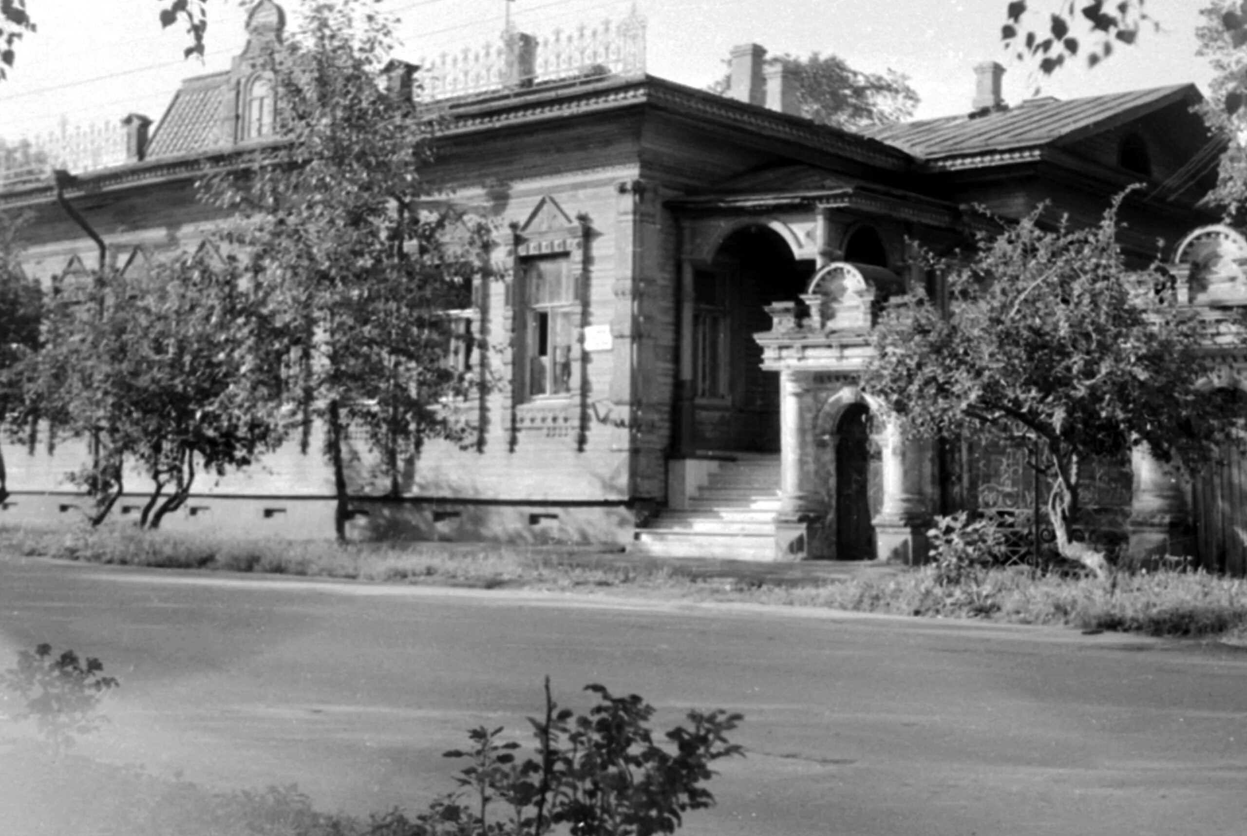 Вологодская улица 11. Вологда октябрьская 11 дом бурлова. дом купца бурлова вологда. улица октябрьская вологда. вологда ул октябрьская 11.
