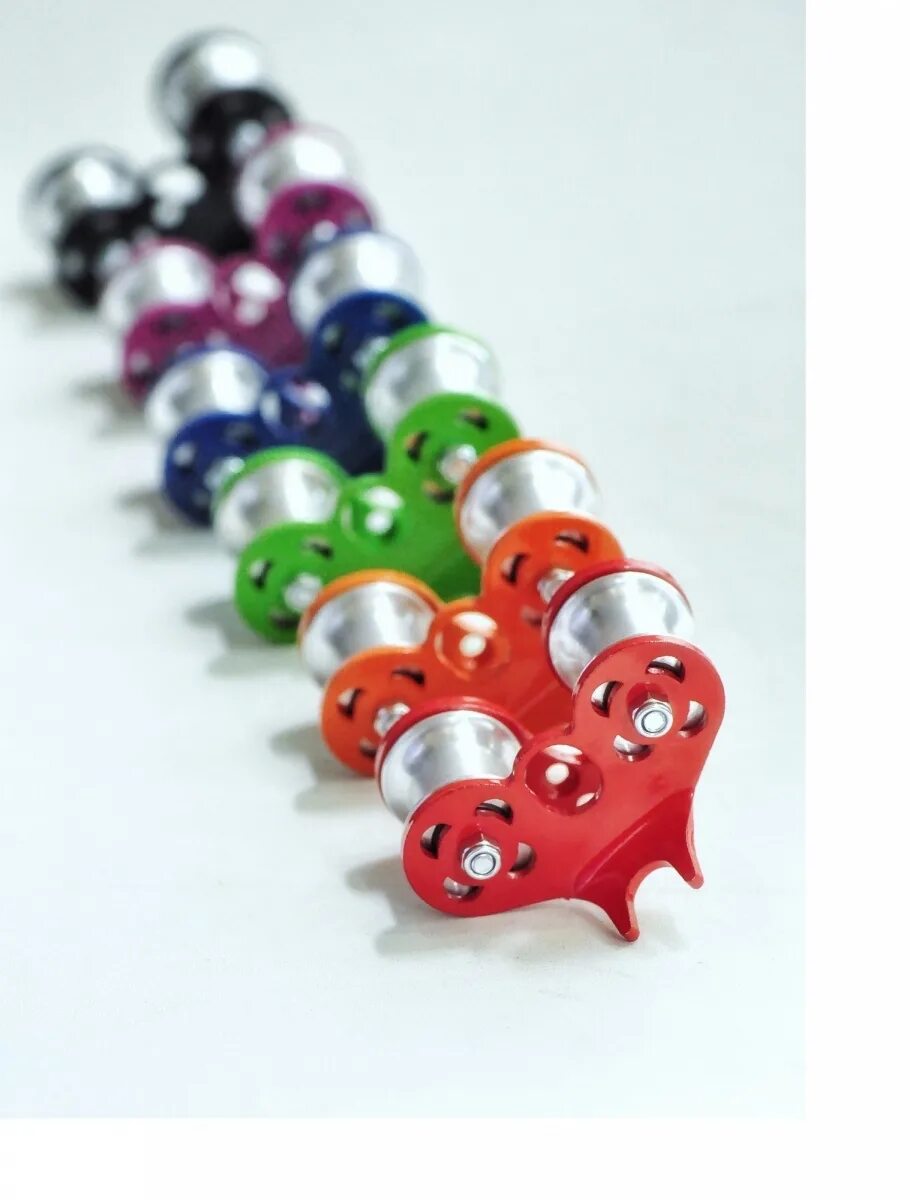 Ролик трек guru на карабине guru grass twist-lock. Ролик гуру. Guru спортивный туризм ролик. Ролик трек для навесной переправы. Ролик трек guru на карабине guru grass twist-lock.