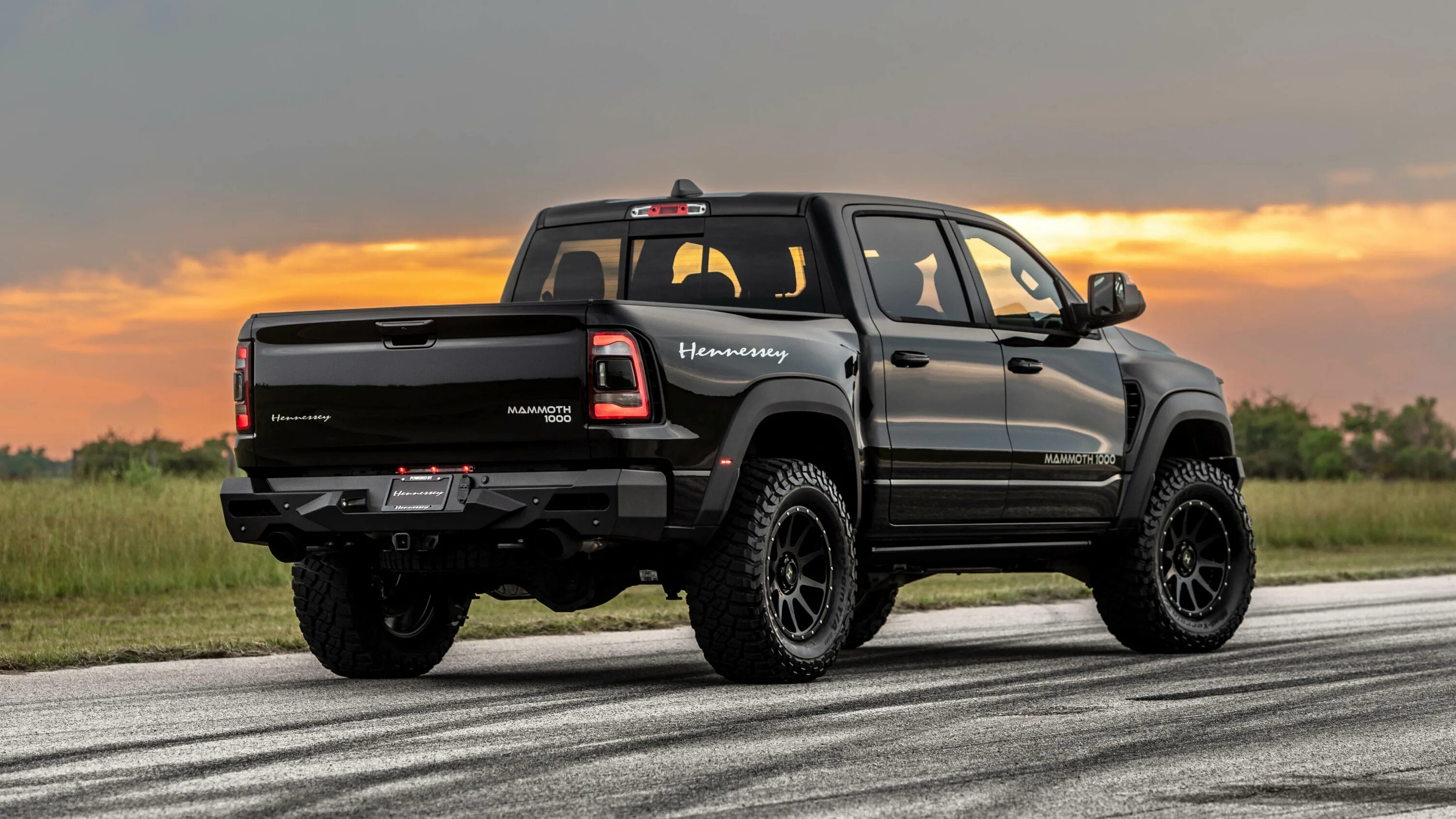 Dodge ram 1500 trx 2021. Dodge ram 1500 trx. Dodge ram trx 2022. Ram trx mammoth. Dodge ram trx hennessy mammoth 1000.