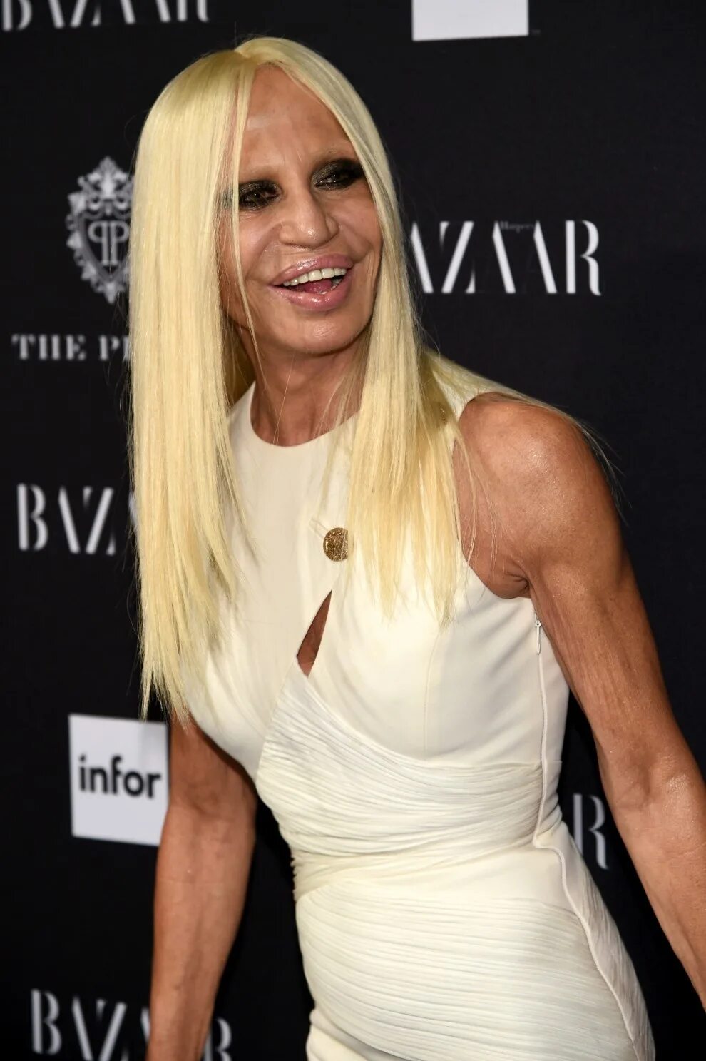 версаче донателла версаче. донателла версаче. донателла версаче пластика. Versace донателла версаче. донателла версаче 2021.