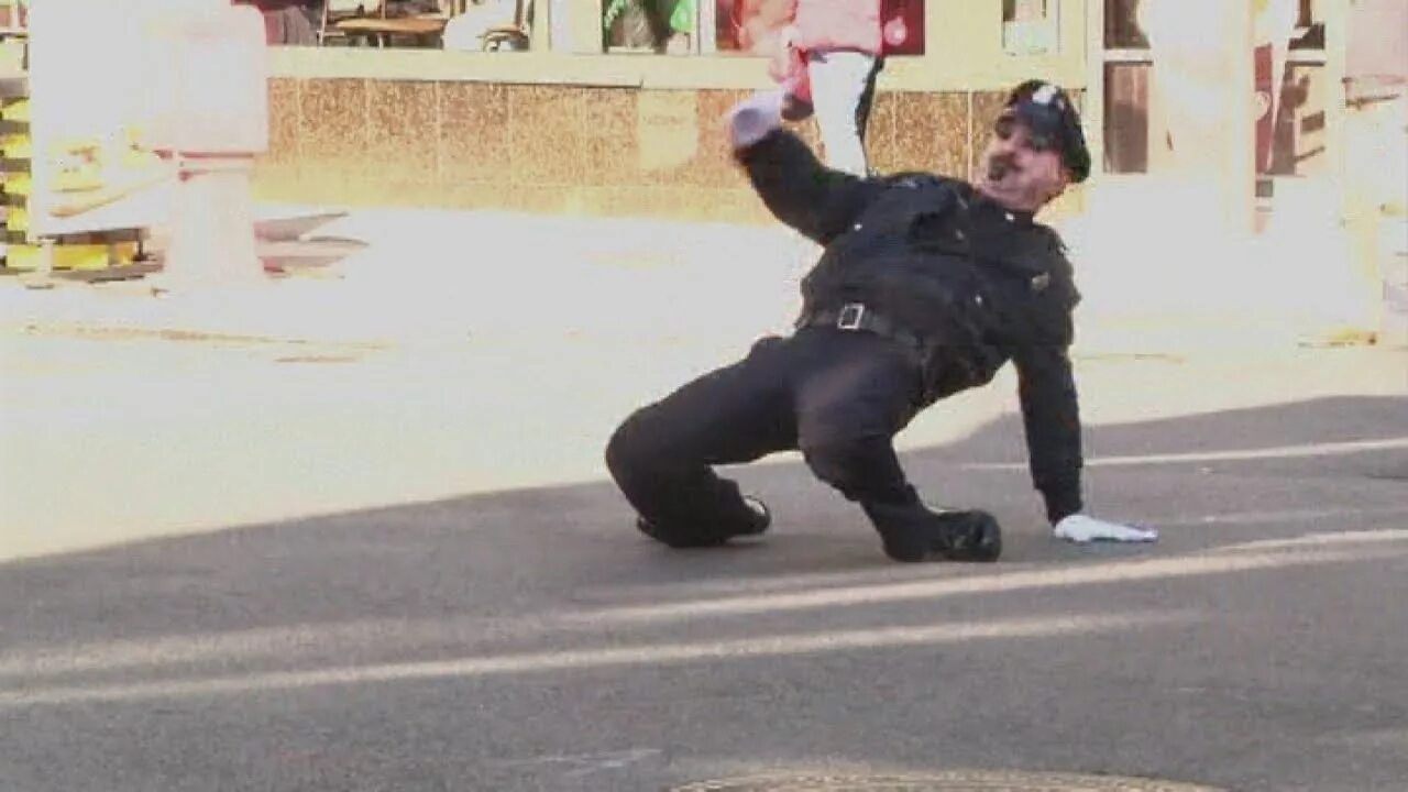 Cop Dancing. Dance Police. Dance policeman Бодя. Dancing policeman