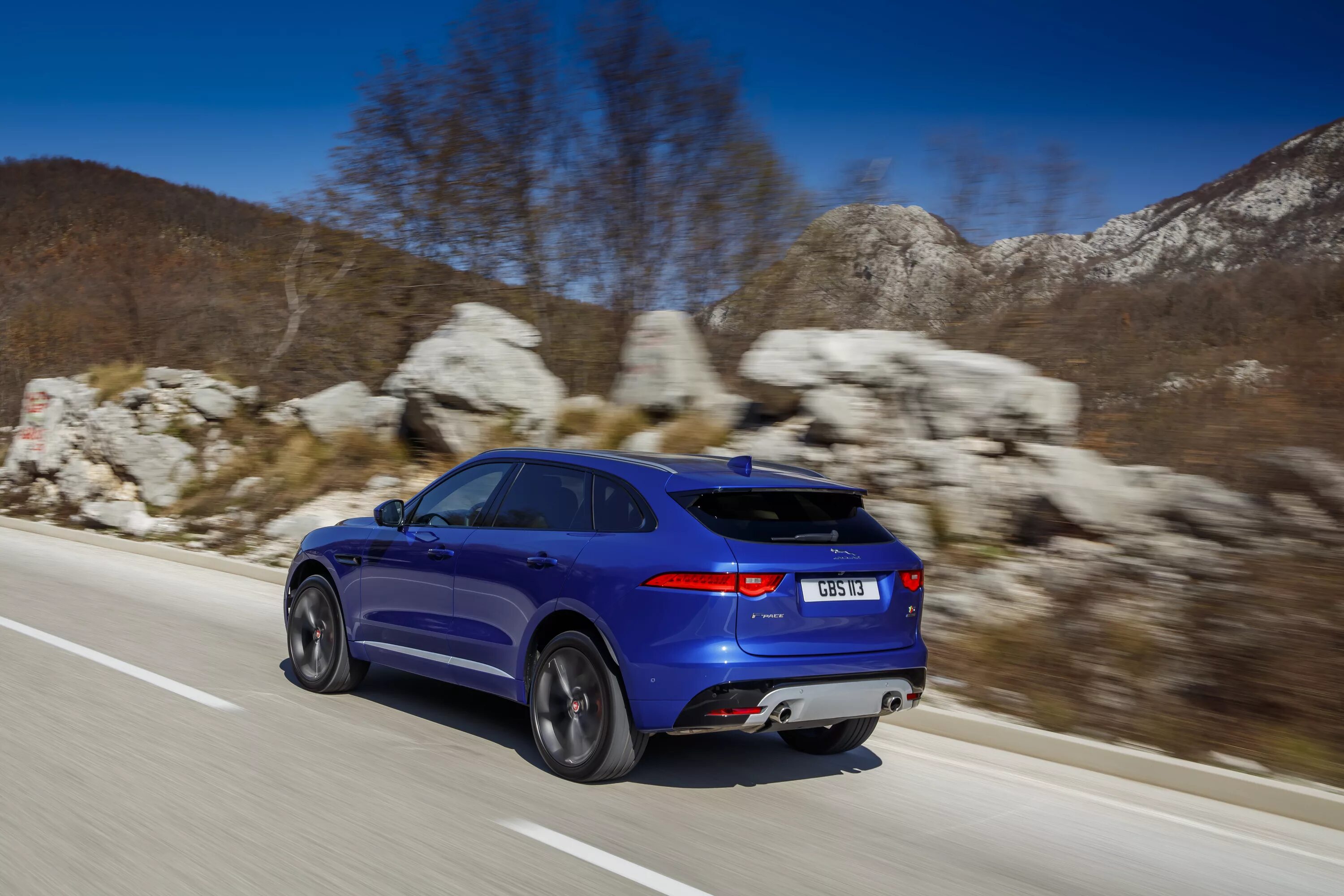 F pace обзор. Новый ягуар f-pace 2025. ягуар кроссовер 2019. новый ягуар f-pace 2025. ягуар f pace тест драйв.