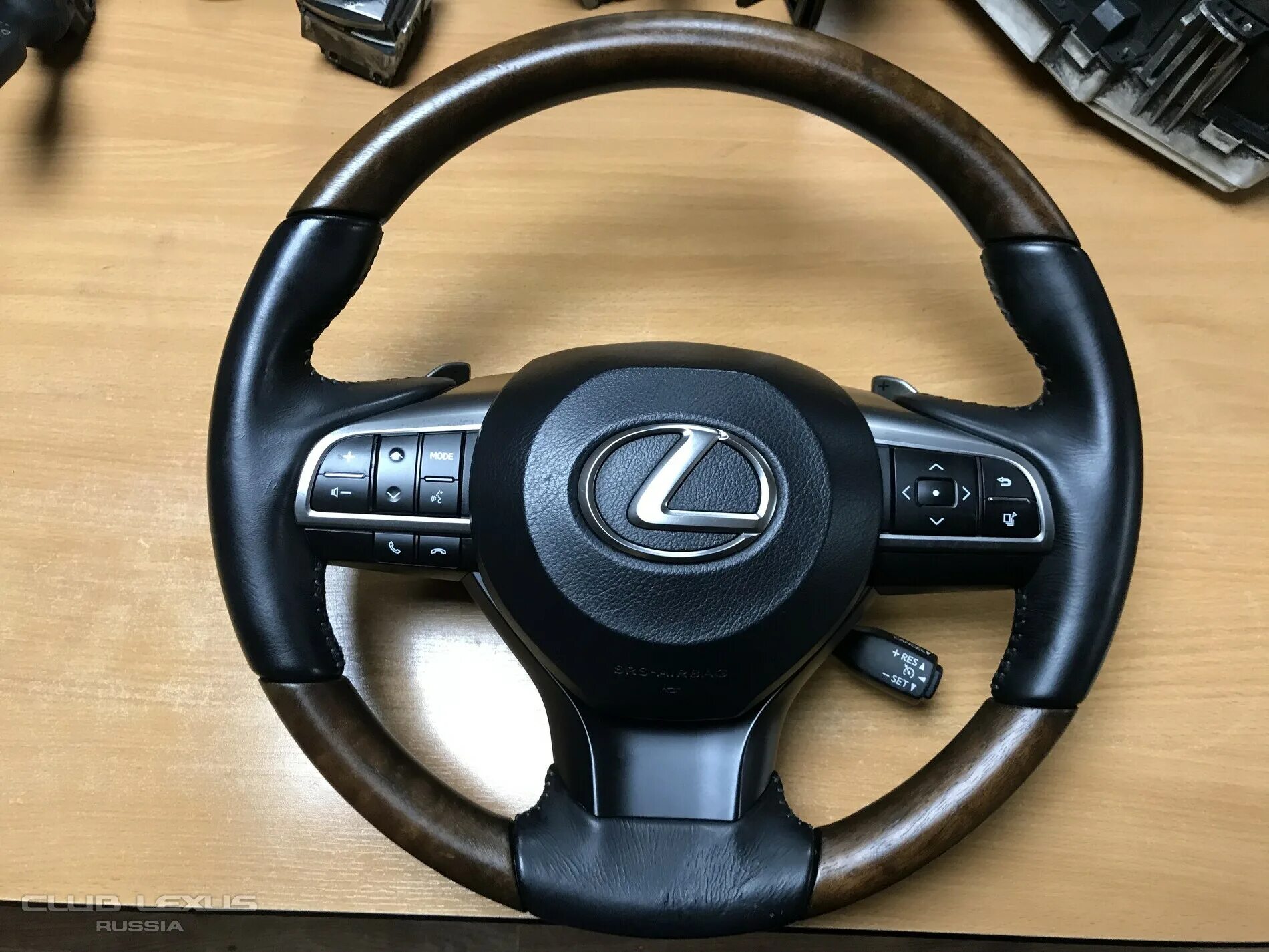 Lexus 570 руль 2014. Руль лексус 570 2011. Руль для lexus 570. Руль лексус 570. Руль lexus lx570 2020.