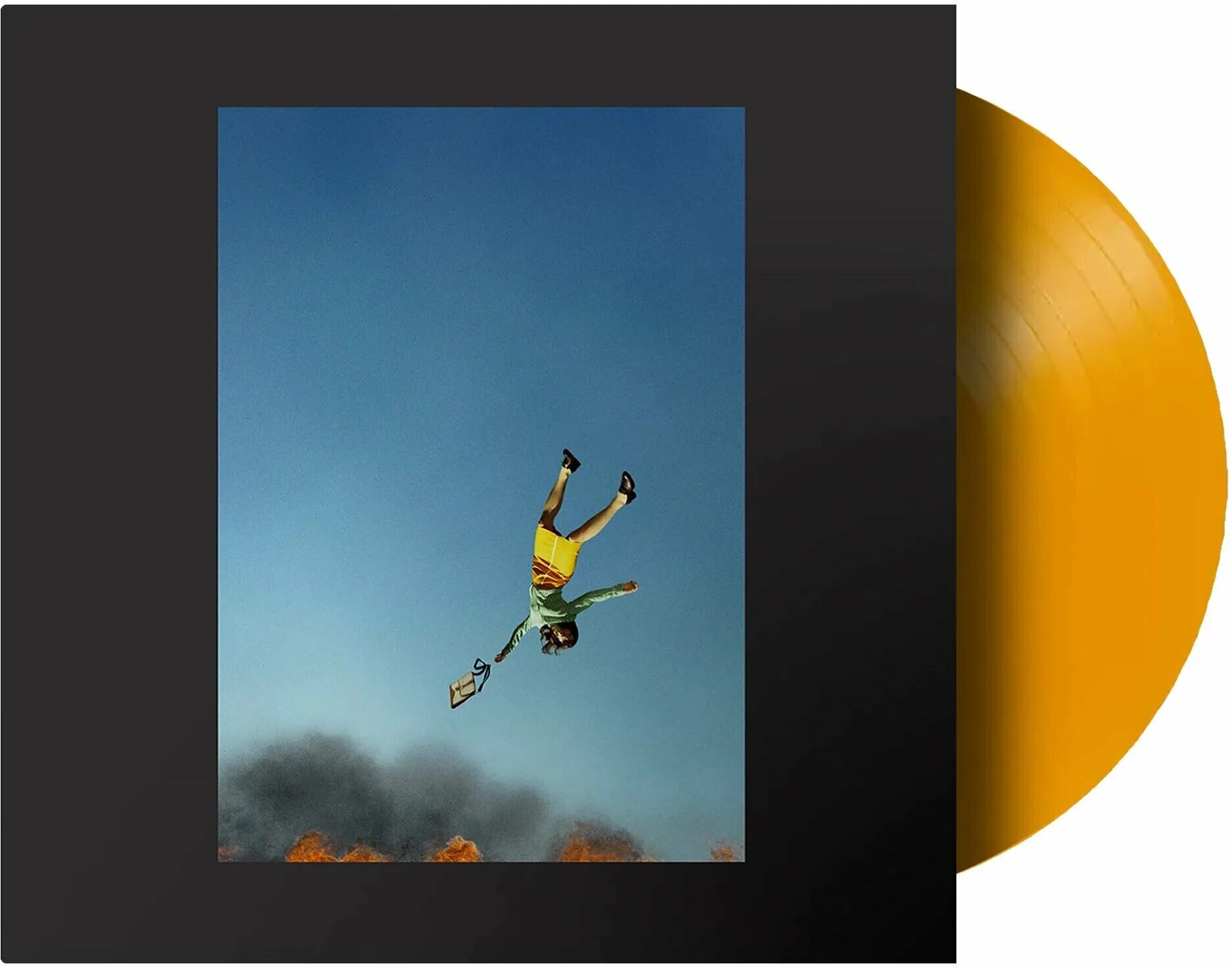 Yeah yeah yeahs вокалистка. Black lp cover old. Speech bubble bye. Yeah yeah yeahs cool it down. Omg wow.