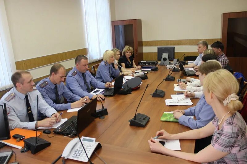 телефоны брянской полиции. телефоны брянской полиции. улица клары цеткин 12 брянск. телефоны брянской полиции. полиция брянск трудоустройство для девушек.