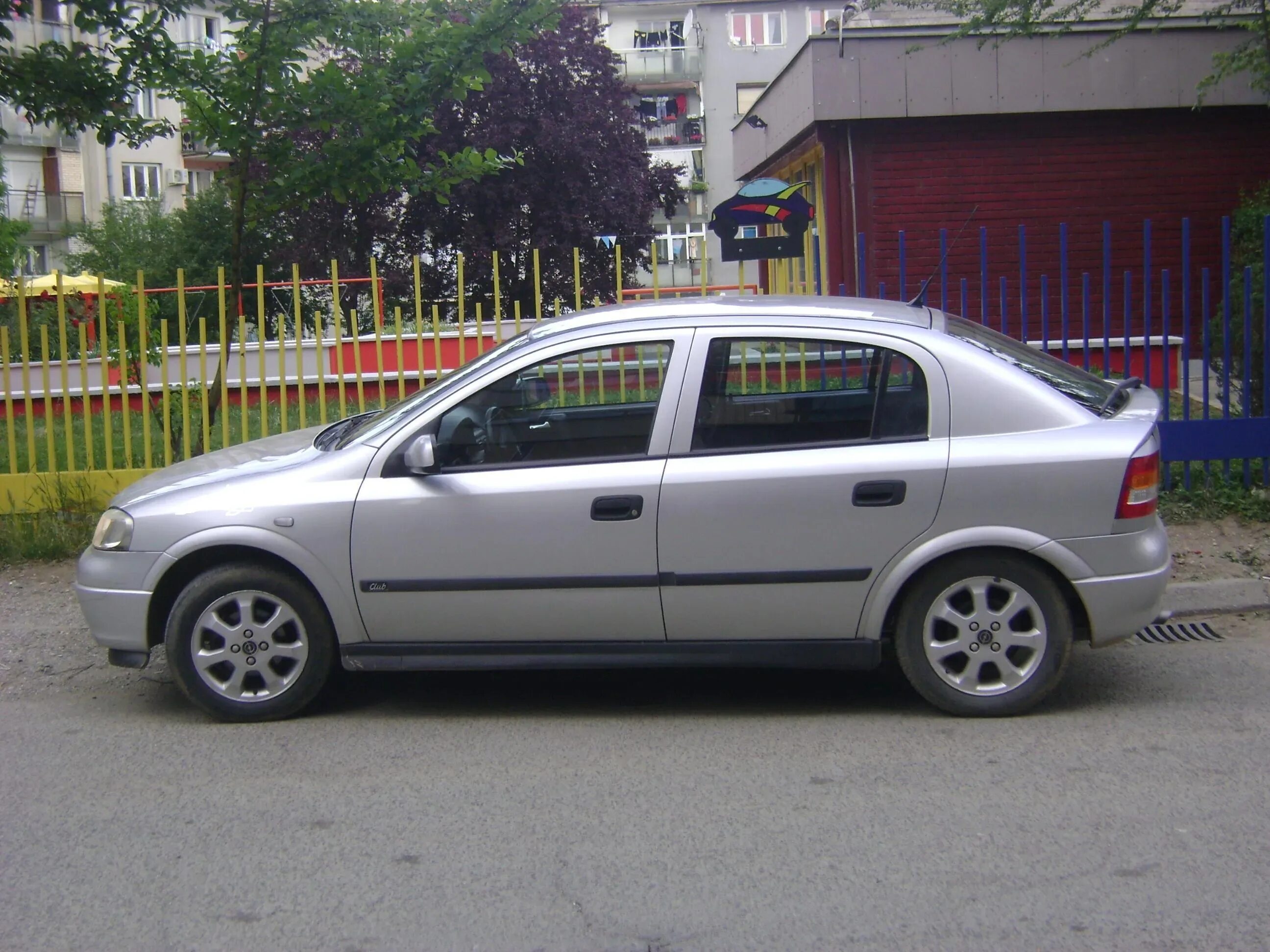 Astra g 2001