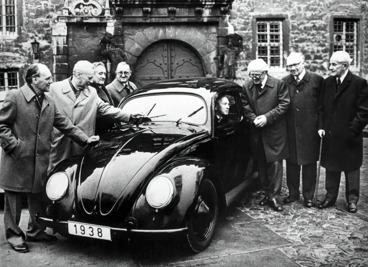 Первая компания автомобилей