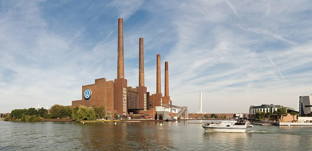 Завод ag. Завод фольксваген в вольфсбурге. «volkswagen» в городе вольфсбур. завод компании «volkswagen» в городе вольфсбург (volkswagen’s wolfsburg plant).