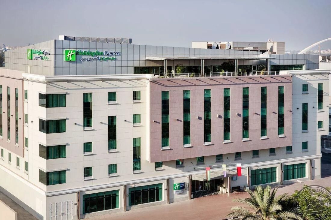 Holiday Inn Express Dubai Safa Park 3. Holiday Inn Express Safa Park 2*. Safa Park Дубай. Holiday Inn Express Dubai, Safa Park 3* (Дубаи-Даунтаун). Holiday inn safa