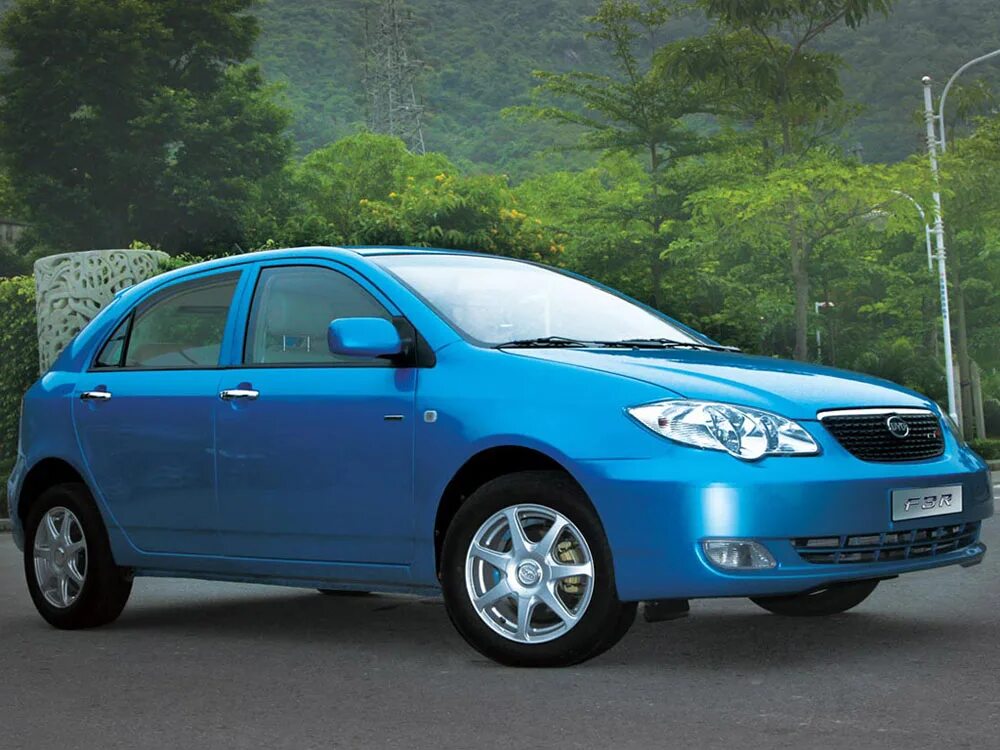 Car f 3. BYD f3r. BYD f3 Corolla. BYD f3 r хэтчбек. BYD f3 2005.