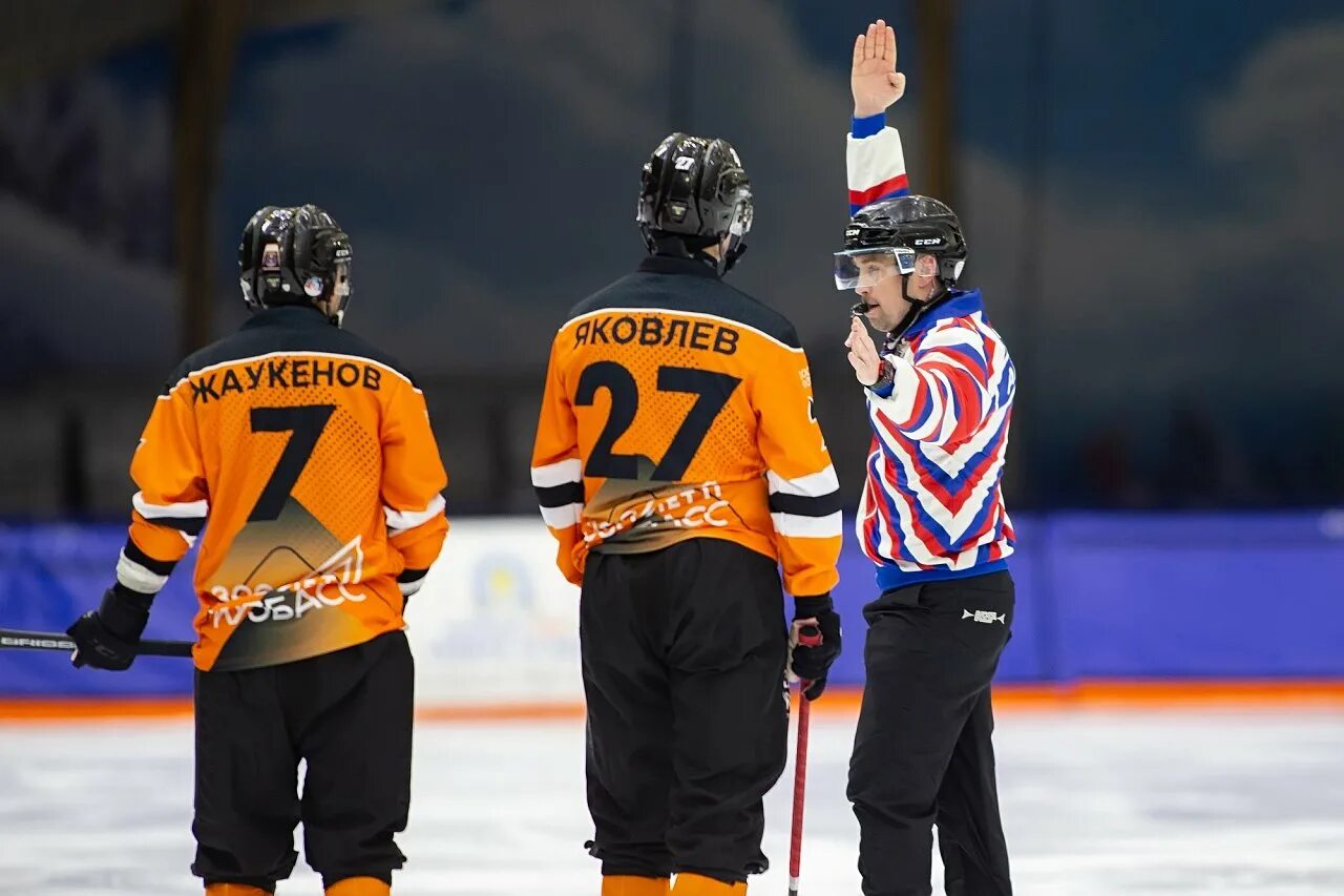 лучше всех 25 февраля. лучше всех 25 февраля. дизелист. 2022. 25 февраля день.