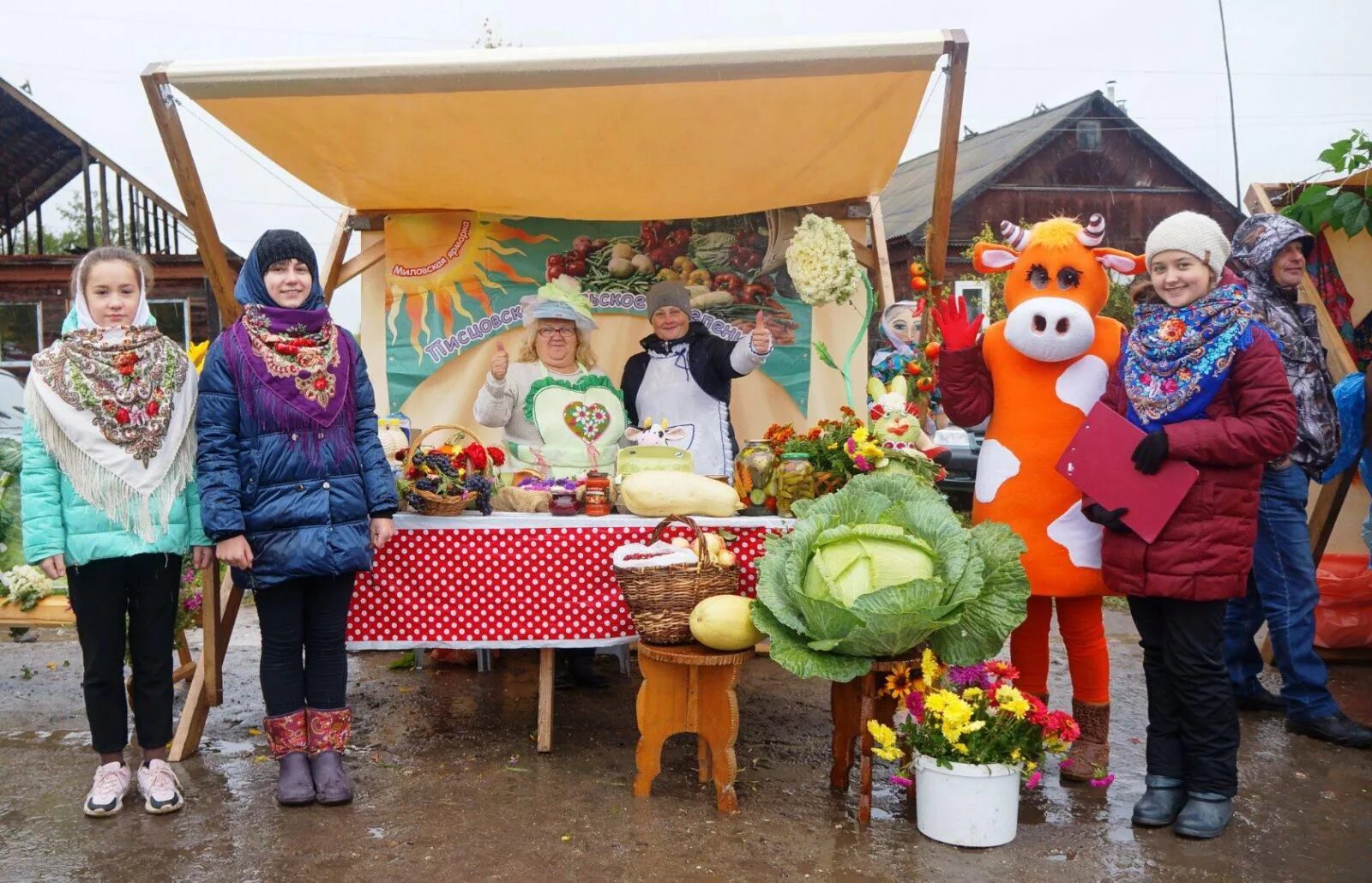 ирбит ярмарка. макарьевская-нижегородская ярмарка 18 век. максим дмитриев поволжье. ярмарка сельхозпродуктов. елец купеческий город.