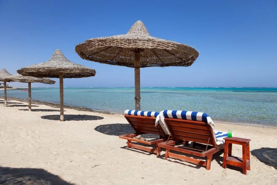 Sirena beach resort египет. Sirene beach. Sirena beach resort египет. La sirena или amwa египет гостиничный комплекс. Отель титаник египет шарм-эль-шейх.