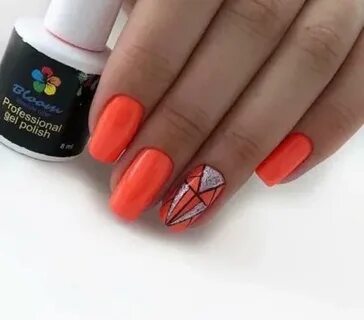 Blooming nails