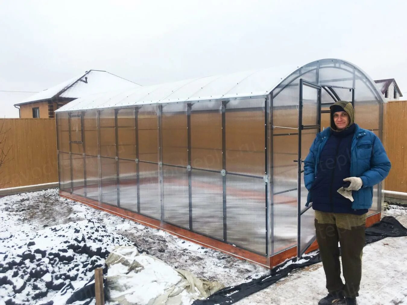 Дома тепличный саратов. Завод готовых теплиц. Завод готовых теплиц, Саратов. Ярославль площадь Подвойского завод готовых теплиц. Завод готовых теплиц Вологда Новгородская 2а.