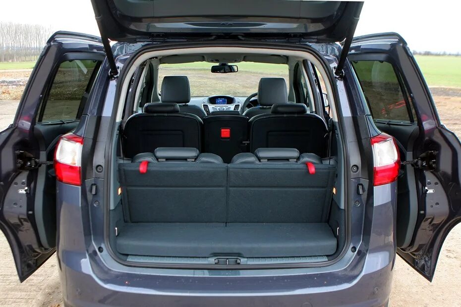 C max багажник. Ford s max 2012 багажник. ford s max багажник 2010. ford grand c-max багажник. форд с-мах 7 местный багажник.