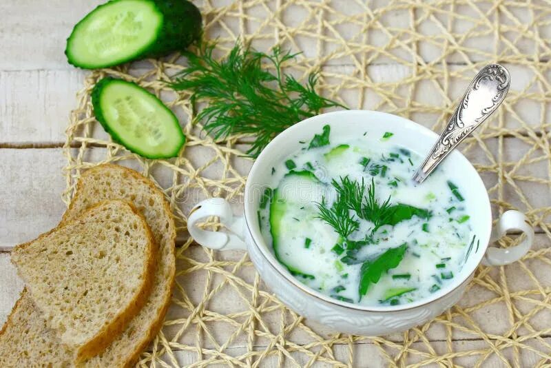 Огурцы с кефиром и зеленью как называется