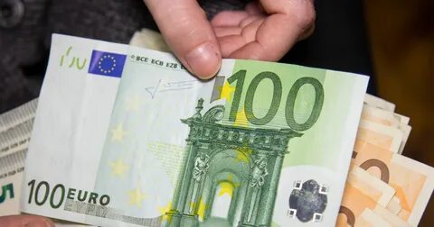 Купюра сто евро