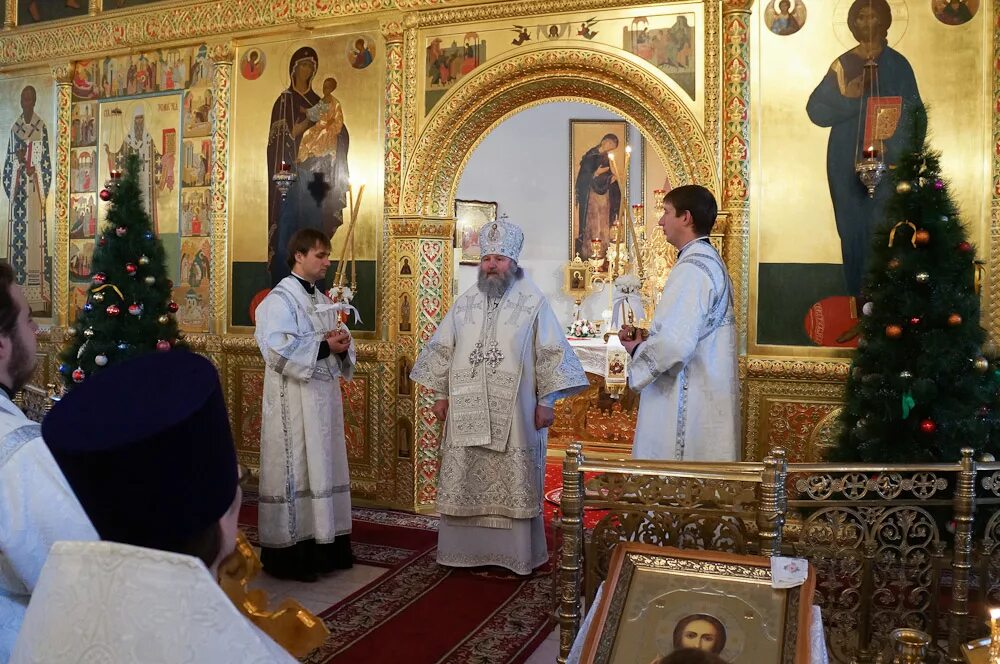 Сайт храма рождества христова нижневартовск. Храм рождества христова нижневартовск. Церковь нтк служба рождественская. Храм рождества нижневартовск. Храм рождества христова нижневартовск.