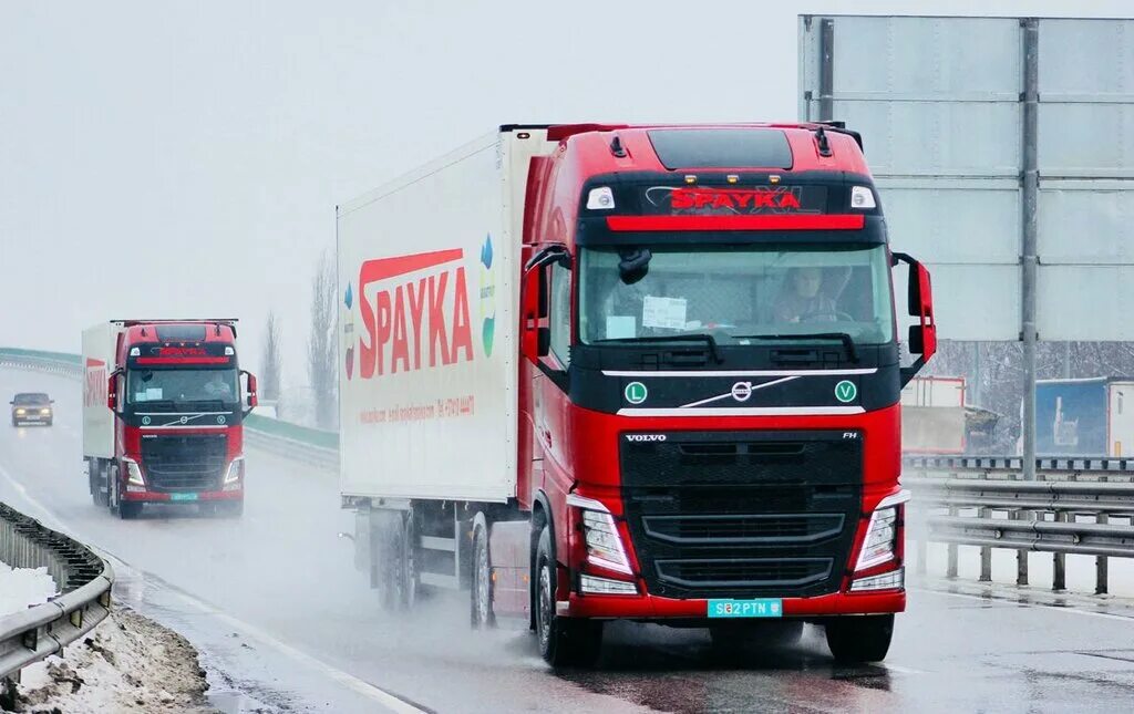 армянский грузовик. Spayka армения. ооо лидер транс. грузоперевозки россия армения. транспортные компании армении.