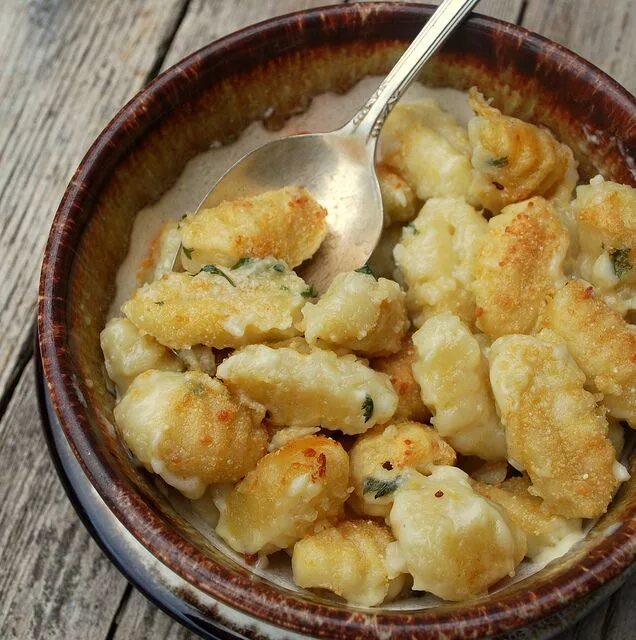Картофельные клецки приготовление. Картофельно-сырные ньокки. клёцки. картофельные клёцки. жареные клецки.