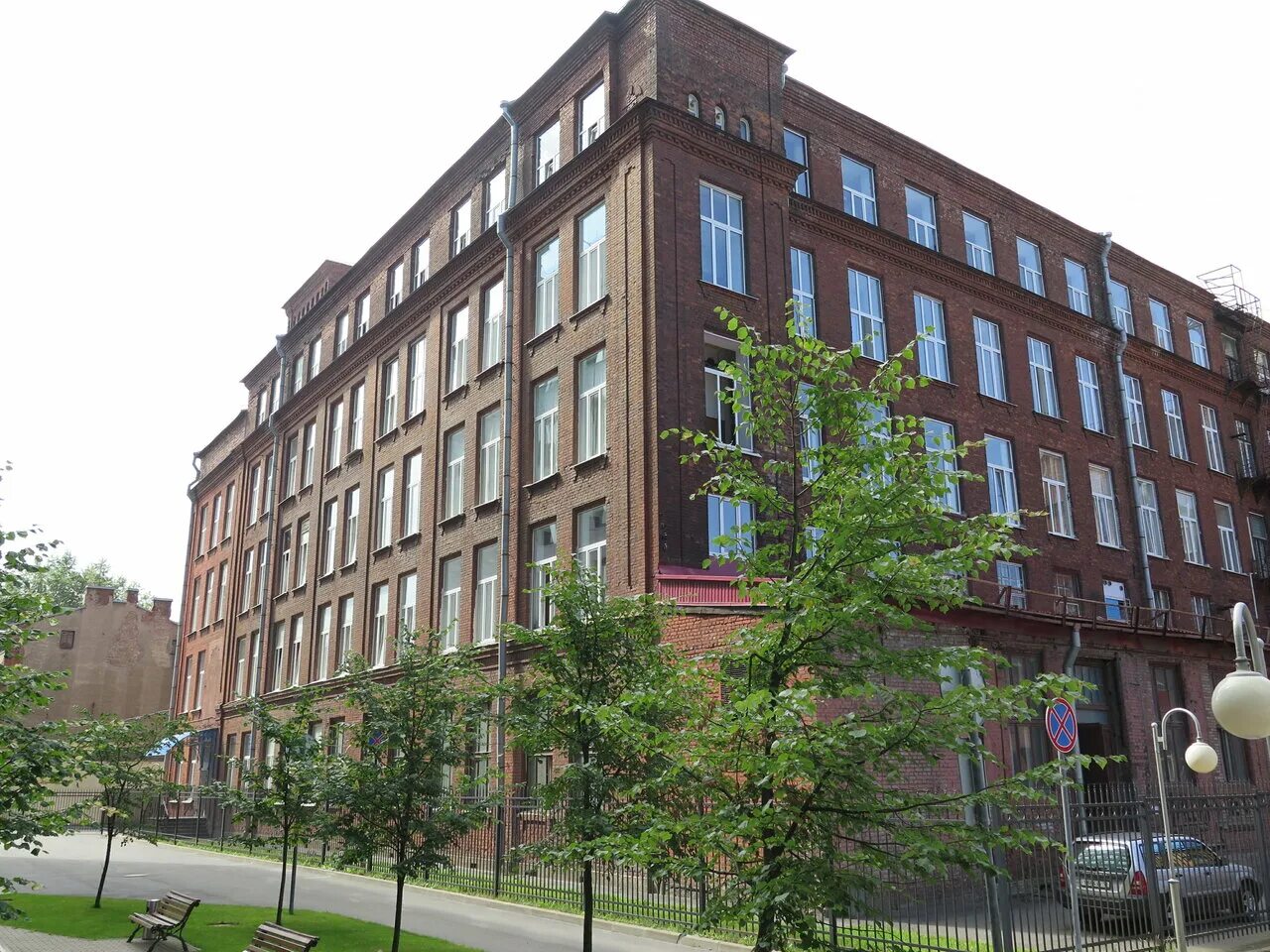 мануфактура джеймса. жк мануфактура спб на петроградской.