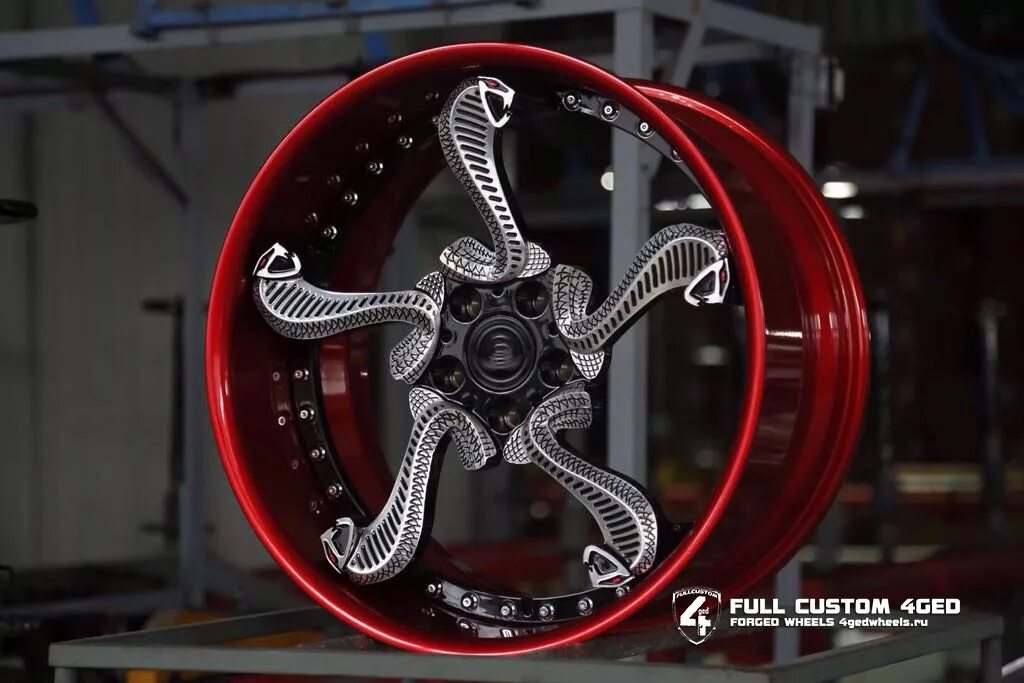 Болванки для производства дисков. Изготовление колесных дисков. Изготовление колесных дисков под заказ. Заготовки алюминиевых дисков. Производство колесных дисков.