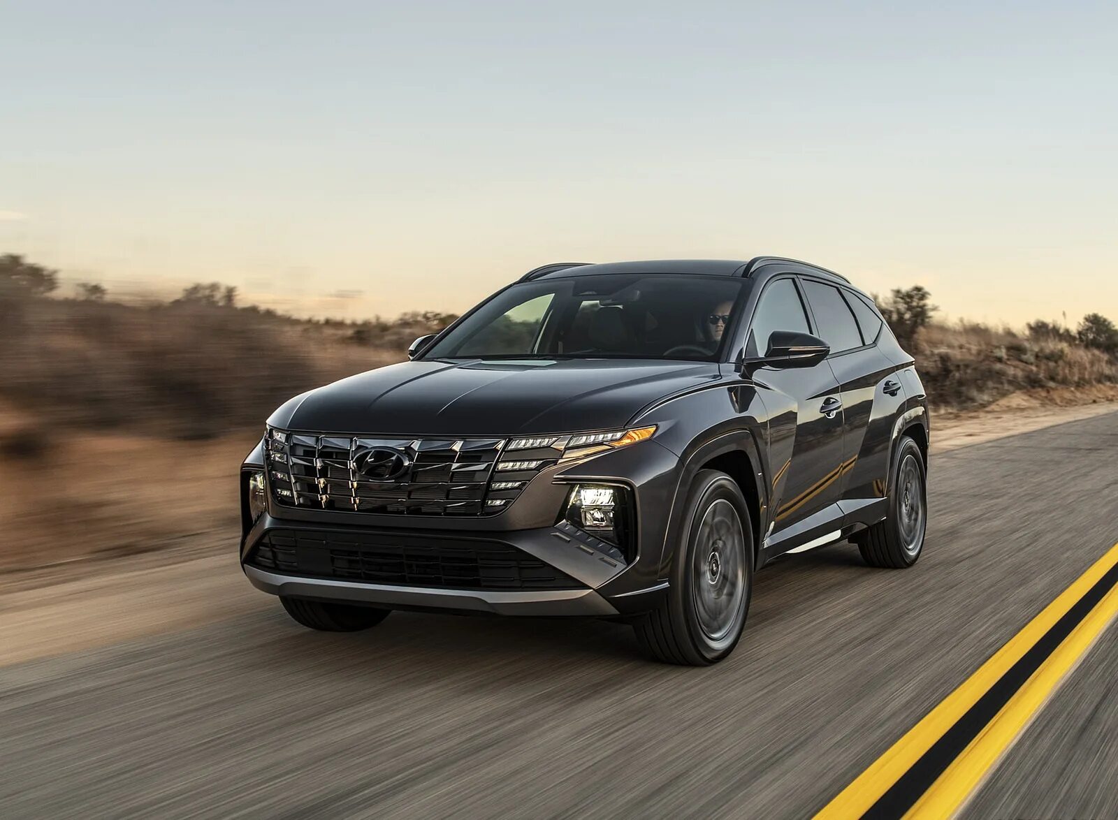 Hyundai n line 2022. Tucson n line 2021. Хендай туссан н лайн 2021. Хундай туксон 2022. Кроссовер hyundai tucson 2021.