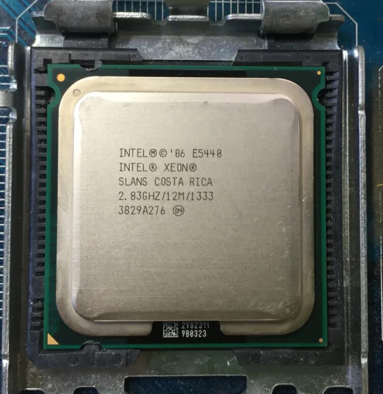 Процессор Intel® Xeon® e5440. Процессор Intel Xeon e5440 (4 ядра, 2,83 GHZ, 12 MB, 1333 MHZ, lga775). Процессор Xeon x5450. Intel® Xeon x5450 / 3ghz.